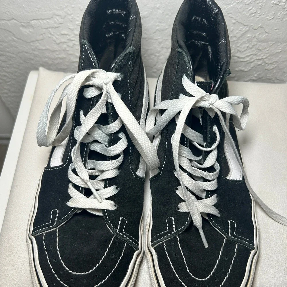 Vans Sk8-Hi Black Sneakers Women's High Top Skate Shoes Classic Style Size 8‎